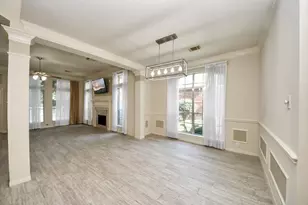 1123 Spinnaker Way, Sugar Land, TX 77498 - Photo 4