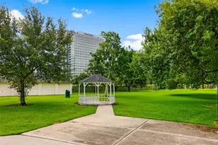 10626 Valley Forge Dr, Houston, TX 77042 - Photo 34