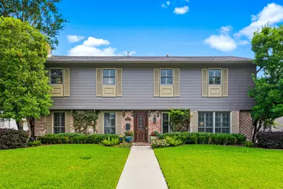 10626 Valley Forge Drive, Houston, TX 77042 - Photo 2