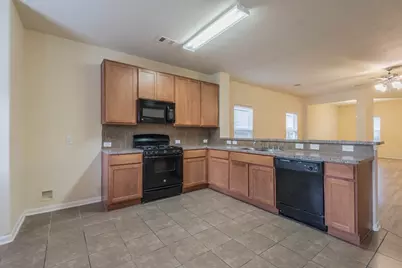 17407 Blackstone Trails Drive, Humble, TX 77396 - Photo 8