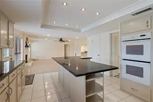 11006 Sagemorgan Dr, Houston, TX 77089 - Photo 14