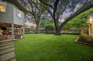 12430 Broken Arrow St, Houston, TX 77024 - Photo 36