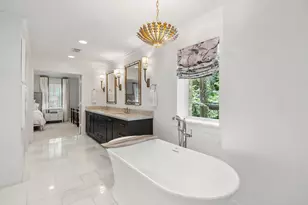 12430 Broken Arrow St, Houston, TX 77024 - Photo 20