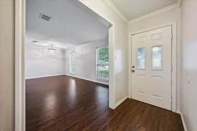 1919 Spillers Lane, Houston, TX 77043 - Photo 10