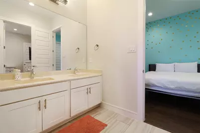 131 N Kendall Street, Houston, TX 77003 - Photo 30