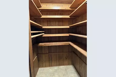 285 Meadowview Drive, El Campo, TX 77437 - Photo 10