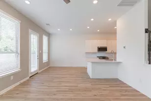 546 Dry Fork Ln, Conroe, TX 77304 - Photo 8