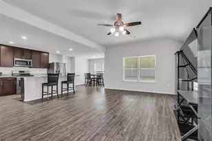 15022 Paddock Point Ln, New Caney, TX 77357 - Photo 10