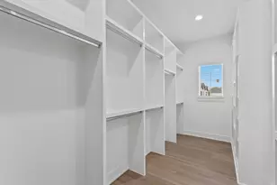 2589 W Paul Quinn St, Houston, TX 77091 - Photo 18