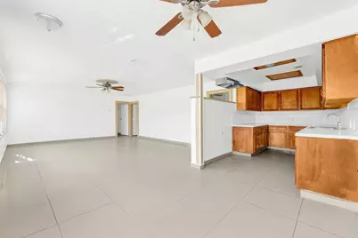 7514 Glen Manor Drive, Houston, TX 77028 - Photo 32