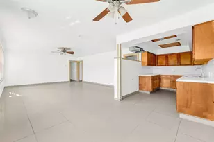 7514 Glen Manor Dr, Houston, TX 77028 - Photo 32