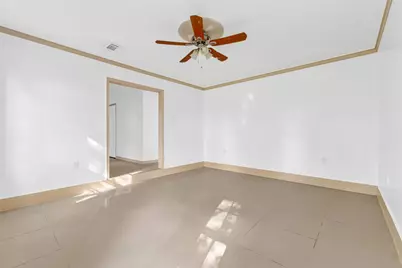 7514 Glen Manor Drive, Houston, TX 77028 - Photo 24