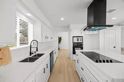 3131 Quail Valley East Drive, Missouri City, TX 77489 - Photo 8