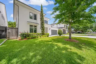 6610 Sivley St, Houston, TX 77055 - Photo 48