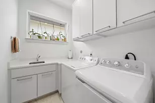 6610 Sivley St, Houston, TX 77055 - Photo 44