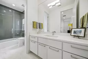 6610 Sivley St, Houston, TX 77055 - Photo 36