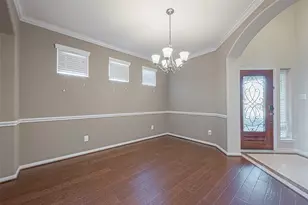 7530 Newbury Trail, Sugar Land, TX 77479 - Photo 10