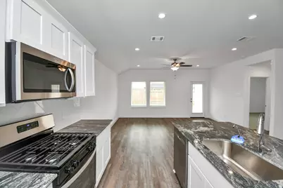 1110 Fringed Bluestar Drive, Rosharon, TX 77583 - Photo 26