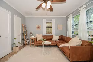 4623 Yupon St, Houston, TX 77006 - Photo 4