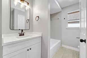 5914 Shadow Creek Ct, Baytown, TX 77523 - Photo 16