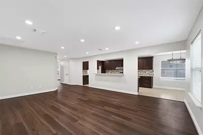 5914 Shadow Creek Court, Baytown, TX 77523 - Photo 4
