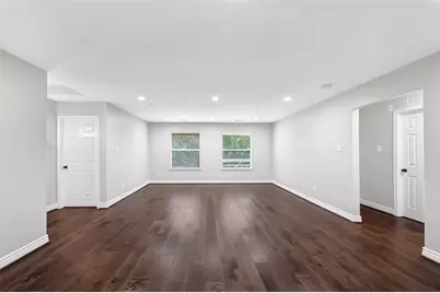 5914 Shadow Creek Court, Baytown, TX 77523 - Photo 10