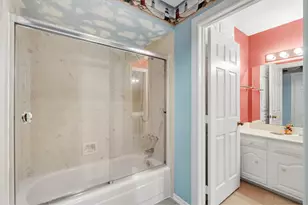 1514 Kings Castle Dr, Katy, TX 77450 - Photo 32