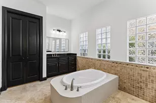 14 Woodglade Way, Tomball, TX 77375 - Photo 24