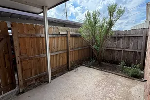 8730 Glen Meadow Ln, Beaumont, TX 77706 - Photo 28
