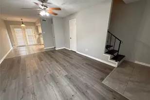 8730 Glen Meadow Ln, Beaumont, TX 77706 - Photo 6