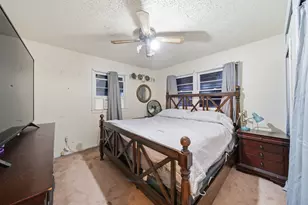 402 Bluebonnet Dr, La Marque, TX 77568 - Photo 12