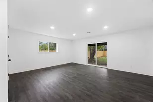 125 Bolden St, Houston, TX 77029 - Photo 8