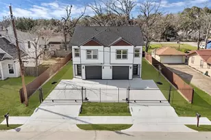 7517 Hezekiah Ln, Houston, TX 77088 - Photo 2