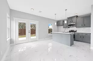 7517 Hezekiah Ln, Houston, TX 77088 - Photo 6