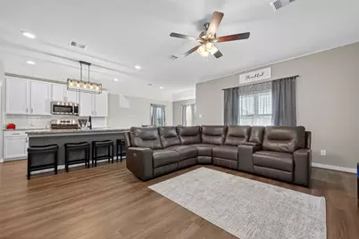 30301 Kingston Heath Drive, Cleveland, TX 77327 - Photo 6