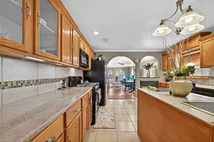 4106 Ursuline St, Galveston, TX 77550 - Photo 14