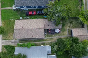 4106 Ursuline St, Galveston, TX 77550 - Photo 48