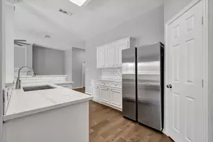 3915 Summerfield Dr, Pearland, TX 77584 - Photo 14