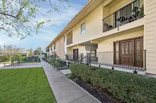 3131 Cummins St, Houston, TX 77027 - Photo 4