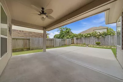 2716 Sunshade Court, Pearland, TX 77584 - Photo 40