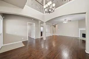 2716 Sunshade Ct, Pearland, TX 77584 - Photo 8