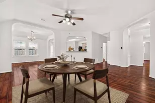 11814 Copperas Creek Dr, Sugar Land, TX 77498 - Photo 10