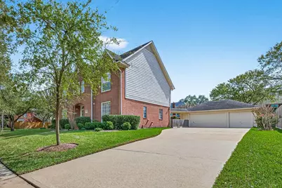 4003 Misty Morn Lane, Sugar Land, TX 77479 - Photo 2