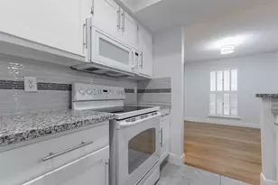 2800 Jeanetta St, Houston, TX 77063 - Photo 12