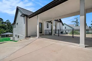 111 Seagull Path, Point Blank, TX 77364 - Photo 8