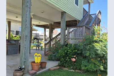 16606 Curlew Road, Jamaica Beach, TX 77554 - Photo 18
