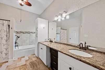 5809 Cajun Way, Baytown, TX 77523 - Photo 14