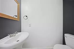 9511 Alex Springs Lane, Houston, TX 77044 - Photo 10