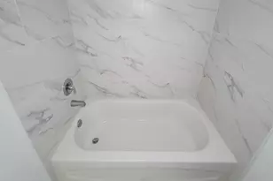 8122 Sterlingshire St, Houston, TX 77078 - Photo 20
