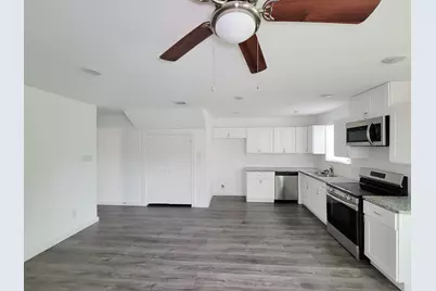8122 Sterlingshire Street #A, Houston, TX 77078 - Photo 8